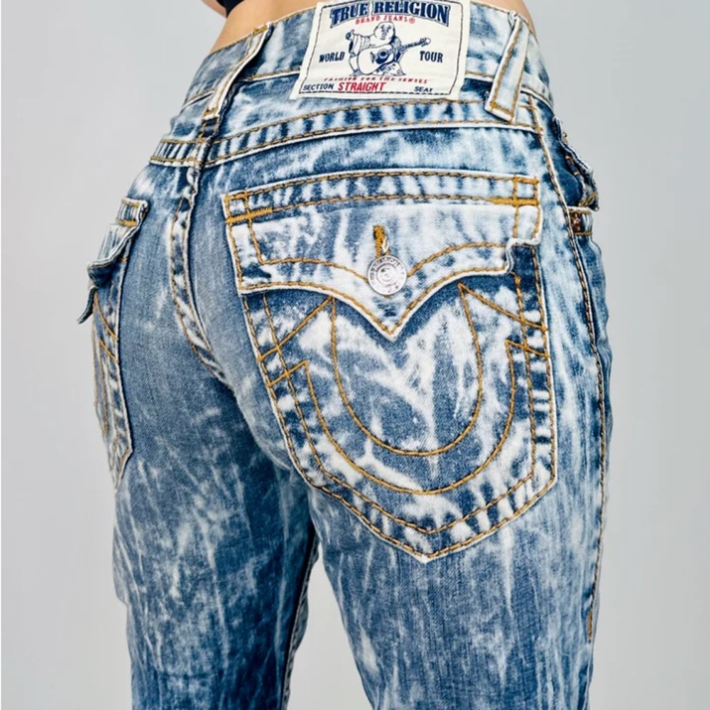 TRUE RELIGION STONE WASH DENIM